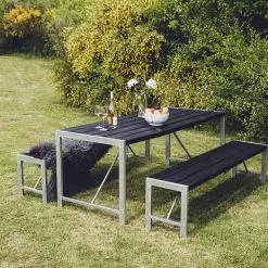 Hortus Augusta Bord Og 2 Bænke - Sort/galv. Stål